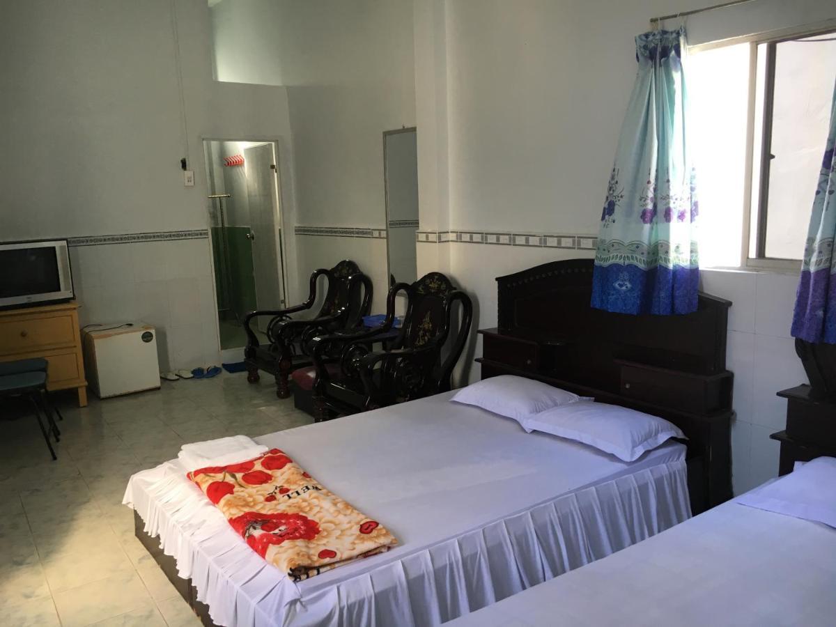 Hotel Khach San Thien Phuc Cà Mau Zewnętrze zdjęcie