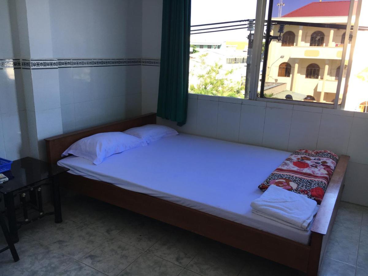 Hotel Khach San Thien Phuc Cà Mau Zewnętrze zdjęcie